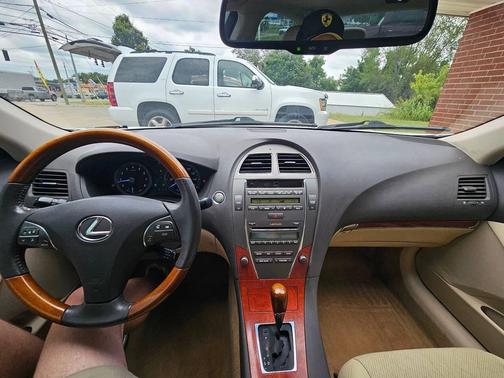 2010 Lexus ES 350 Base