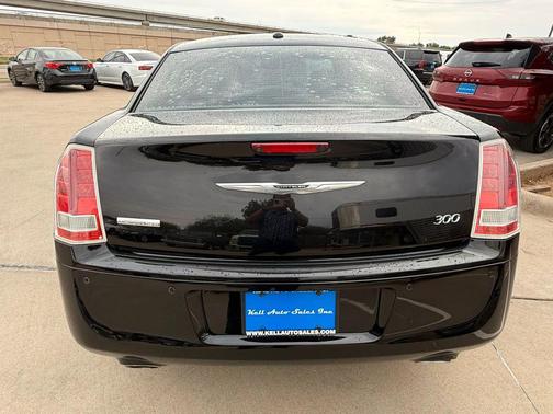 2012 Chrysler 300 S