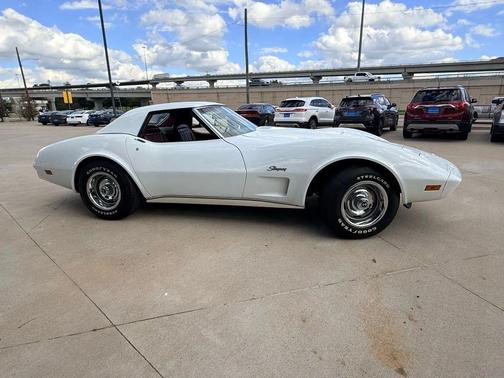 1975 Chevrolet Corvette Base