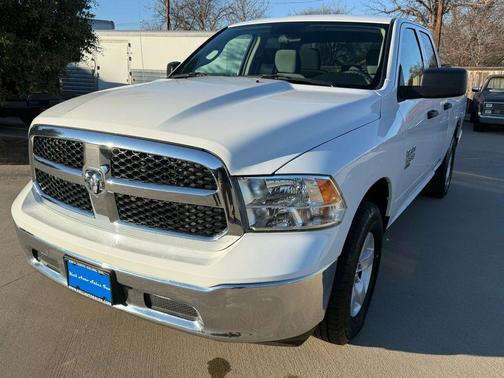 2024 RAM 1500 Classic SLT
