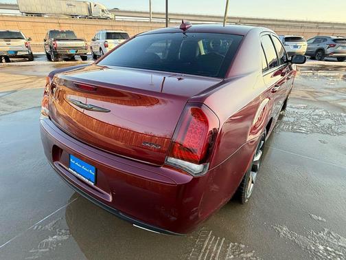 2023 Chrysler 300 Touring