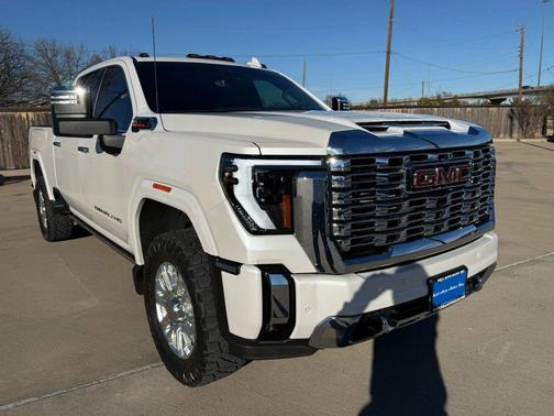 2024 GMC Sierra 2500 Denali