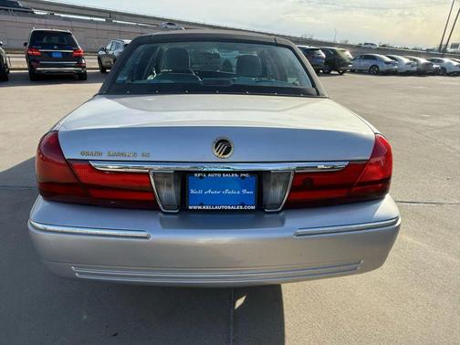 2004 Mercury Grand Marquis GS Sedan 4D