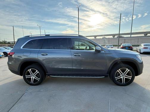 2020 Mercedes-Benz GLS 450 4MATIC