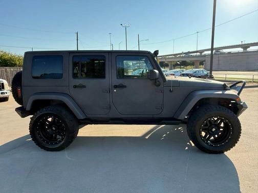 2010 Jeep Wrangler Unlimited Sport