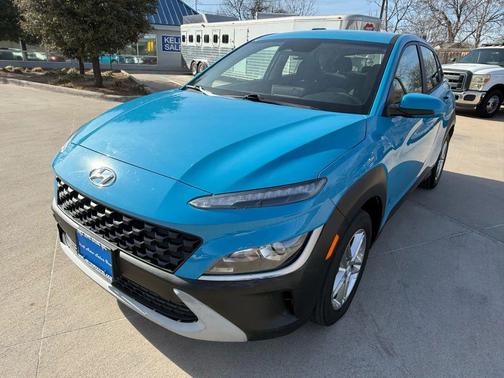 2022 Hyundai KONA SE