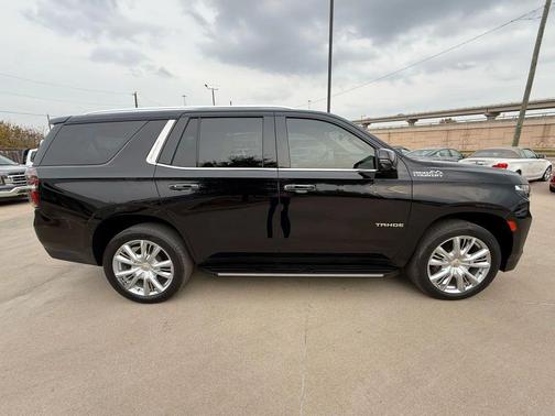 2022 Chevrolet Tahoe 4WD High Country