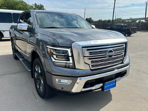 2023 Nissan Titan Platinum Reserve