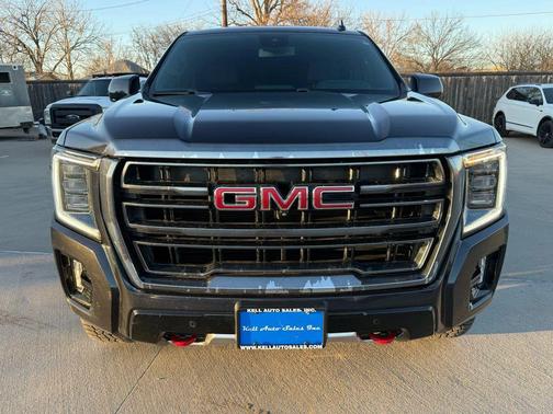 2023 GMC Yukon 4WD AT4