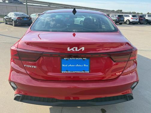 2024 Kia Forte LXS