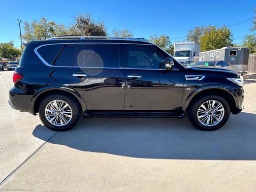 2018 INFINITI QX80 Base