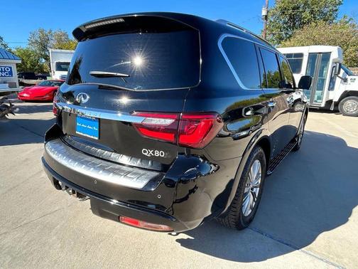 2018 INFINITI QX80 Base