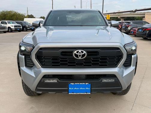 2024 Toyota Tacoma TRD Off Road