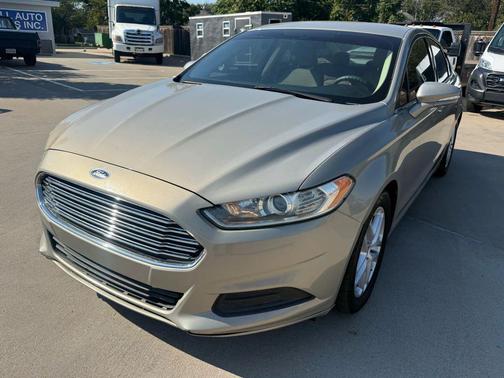 2015 Ford Fusion SE