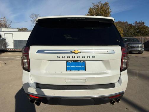 2023 Chevrolet Suburban 4WD High Country