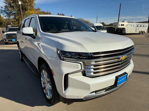2023 Chevrolet Suburban 4WD High Country
