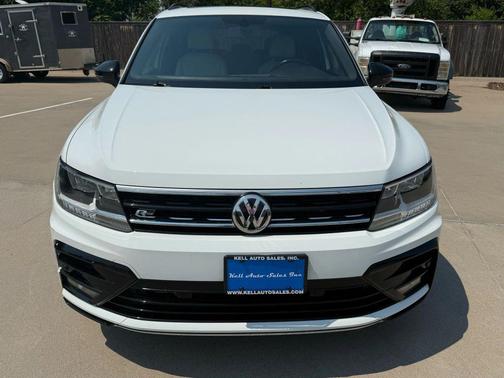 2021 Volkswagen Tiguan 2.0T SE R-Line Black