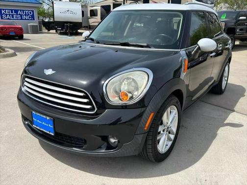 2011 MINI Cooper Countryman Base