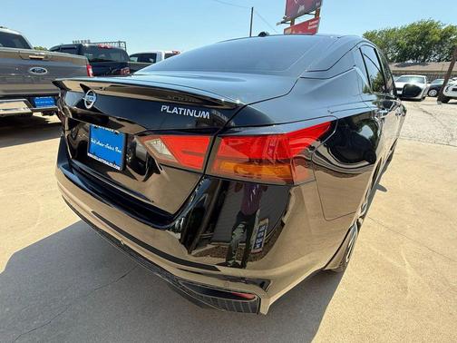 2019 Nissan Altima 2.5 Platinum