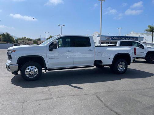 2025 Chevrolet Silverado 3500 LTZ