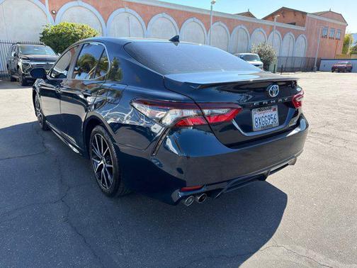 2021 Toyota Camry SE