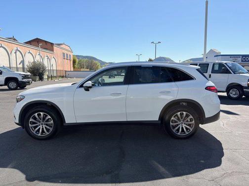 2024 Mercedes-Benz GLC 300 Base