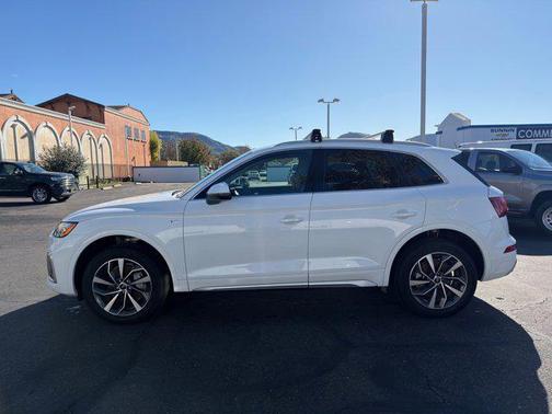 2024 Audi Q5 45 S line Premium Plus