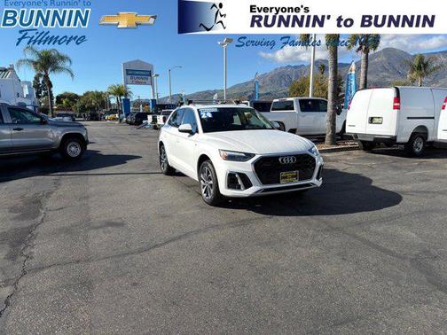 2024 Audi Q5 45 S line Premium Plus