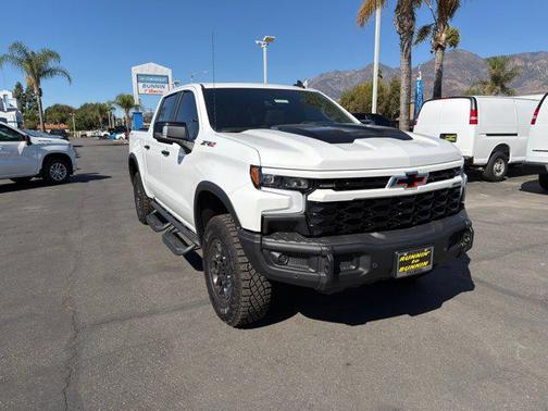 2025 Chevrolet Silverado 1500 ZR2