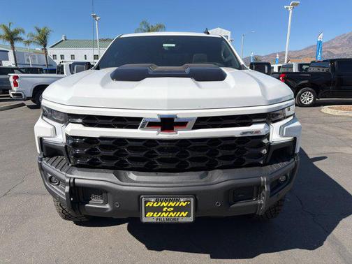 2025 Chevrolet Silverado 1500 ZR2