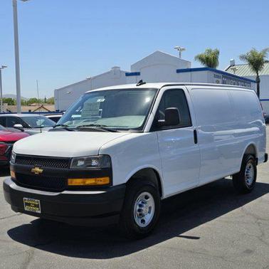 2025 Chevrolet Express 2500 RWD 2500 Regular Wheelbase WT