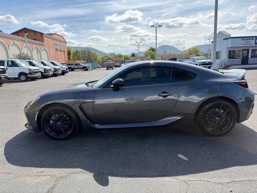 2022 Toyota GR86 Premium