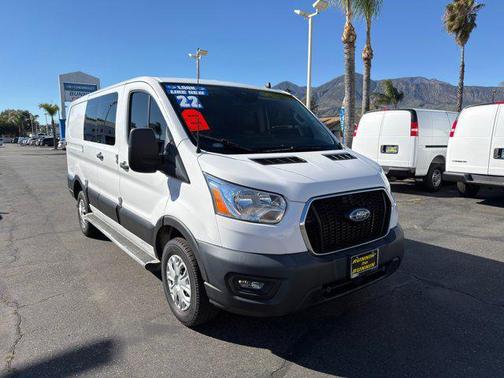 2022 Ford Transit-250 Base