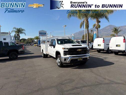 2025 Chevrolet Silverado 3500 WT