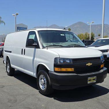 2025 Chevrolet Express 2500 RWD 2500 Regular Wheelbase WT