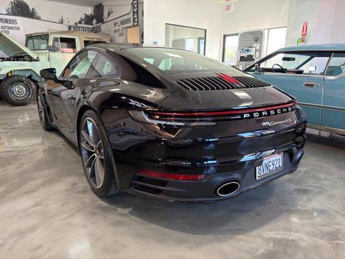 2021 Porsche 911 Carrera 4S