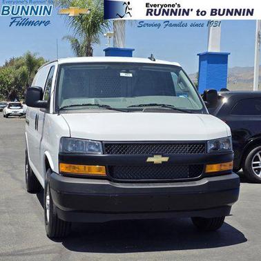 2025 Chevrolet Express 2500 RWD 2500 Regular Wheelbase WT