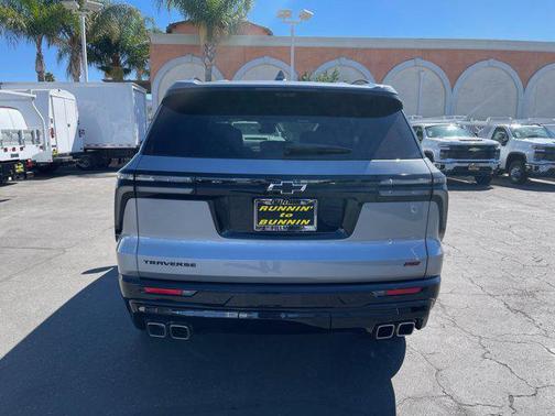 2025 Chevrolet Traverse RS