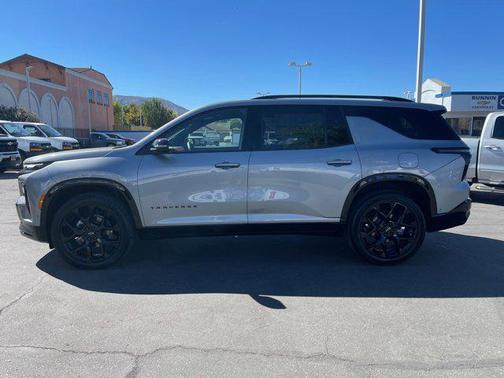 2025 Chevrolet Traverse RS