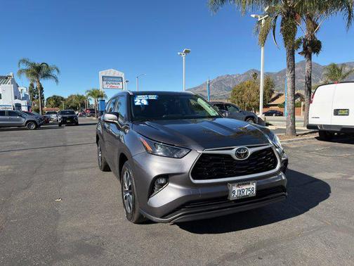 2024 Toyota Highlander XLE