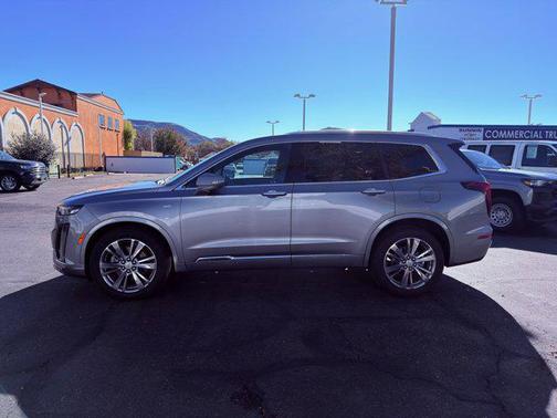 2024 Cadillac XT6 Premium Luxury AWD