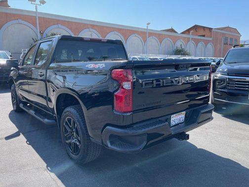 2024 Chevrolet Silverado 1500 Custom