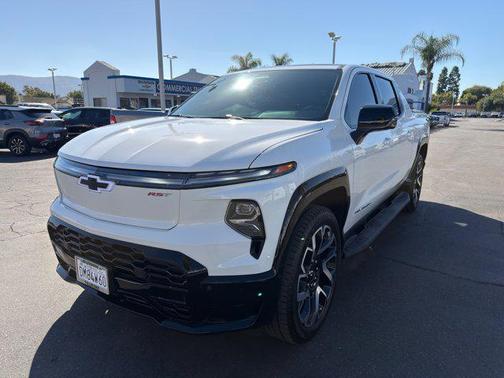 2025 Chevrolet Silverado EV RST