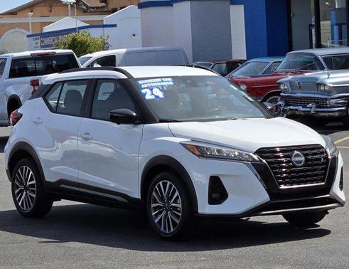 2024 Nissan Kicks SR