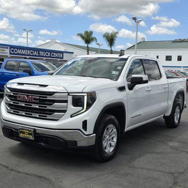 2024 GMC Sierra 1500 SLE