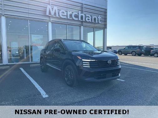 2025 Nissan Kicks SR