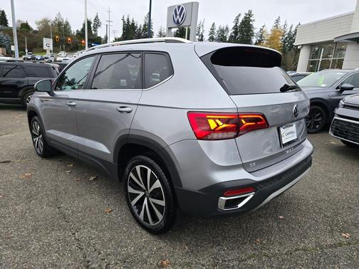 2024 Volkswagen Taos 1.5T SE