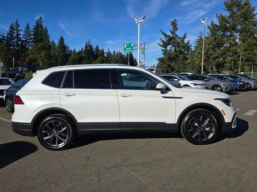 2023 Volkswagen Tiguan 2.0T SE 4MOTION