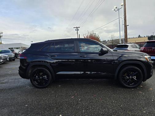 2025 Volkswagen Atlas Cross Sport 2.0T SEL