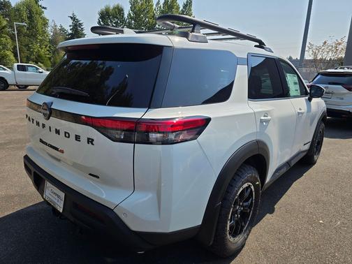 2025 Nissan Pathfinder Rock Creek 4WD